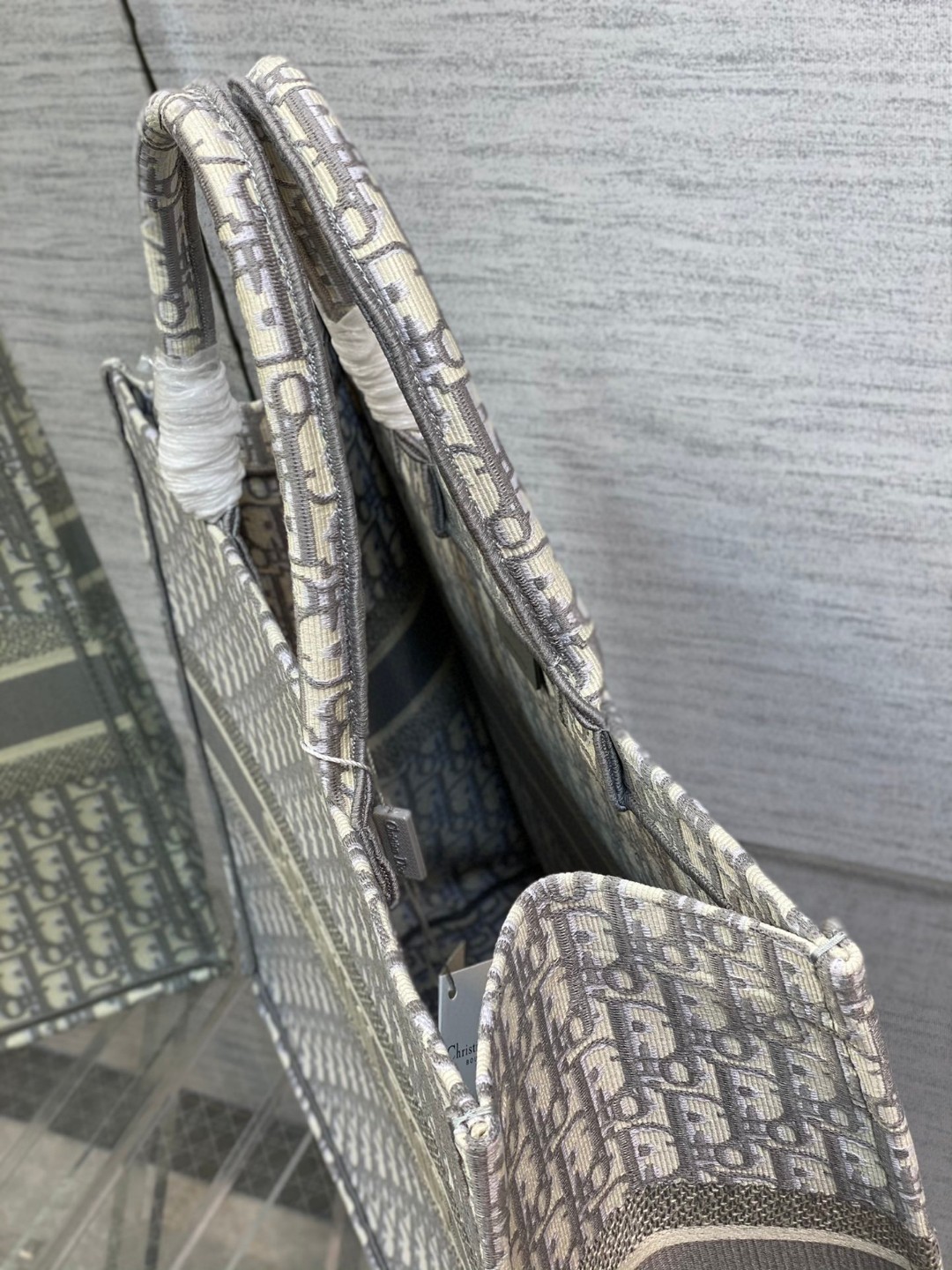 DIOR TOTE classic old flower embroidery