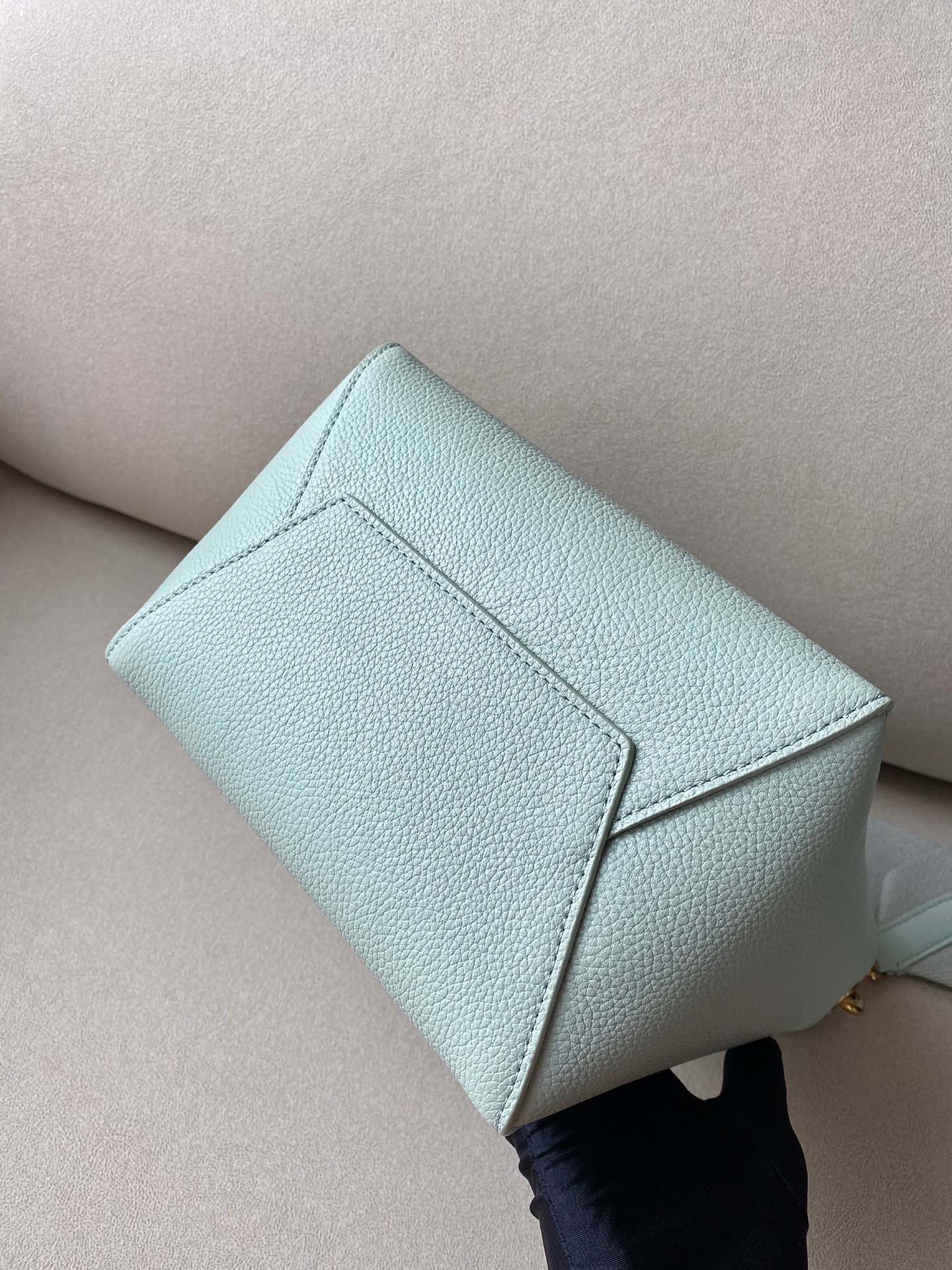 𝐂𝐞𝐥𝐢𝐧𝐞 SANGLE BUCKET Small wide striped fabric bucket bag