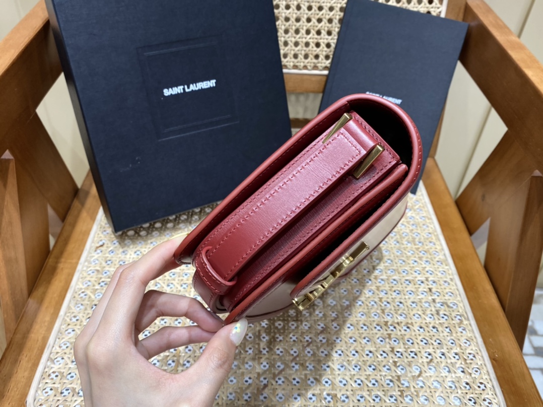 SAINT LAURENT 𝑺𝑶𝑳𝑭𝑬𝑹𝑰𝑵𝑶 𝑩𝑶𝑿 🎐.#634305