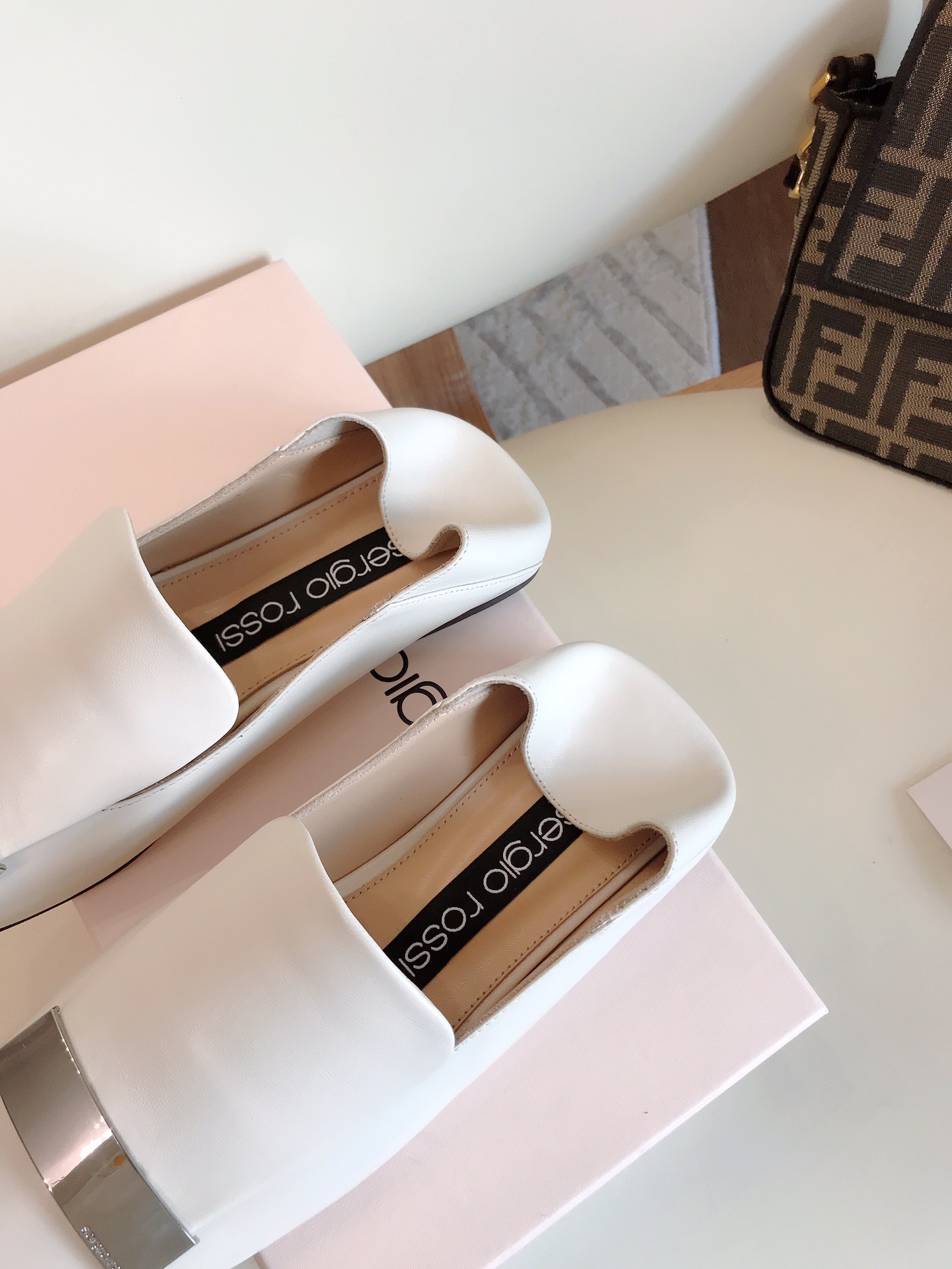 𝐒𝐇𝐔𝐒𝐇𝐔𝐓𝐎𝐍𝐆｜𝟐𝟎𝟐𝟑/𝐒𝐒 𝐧𝐞𝐰 The most bow-tied and best-looking shoe of the year