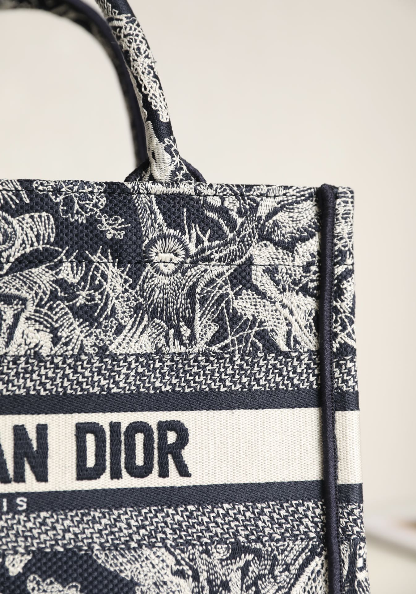 DIOR TOTE blue tiger pattern