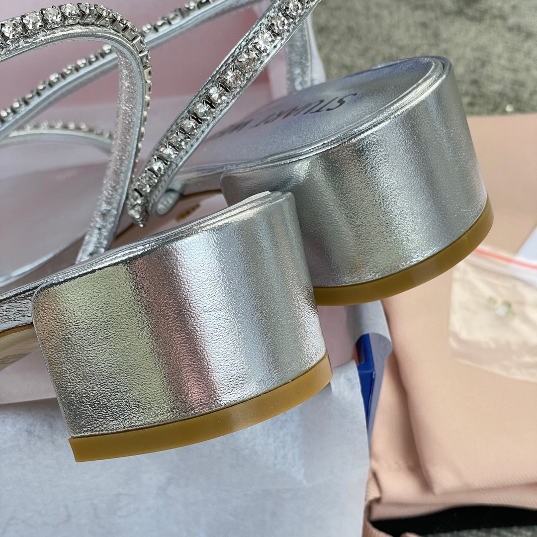 Stuar*t weitzma*n chain sandals