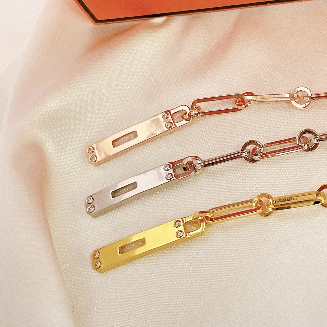 Hermes bracelet