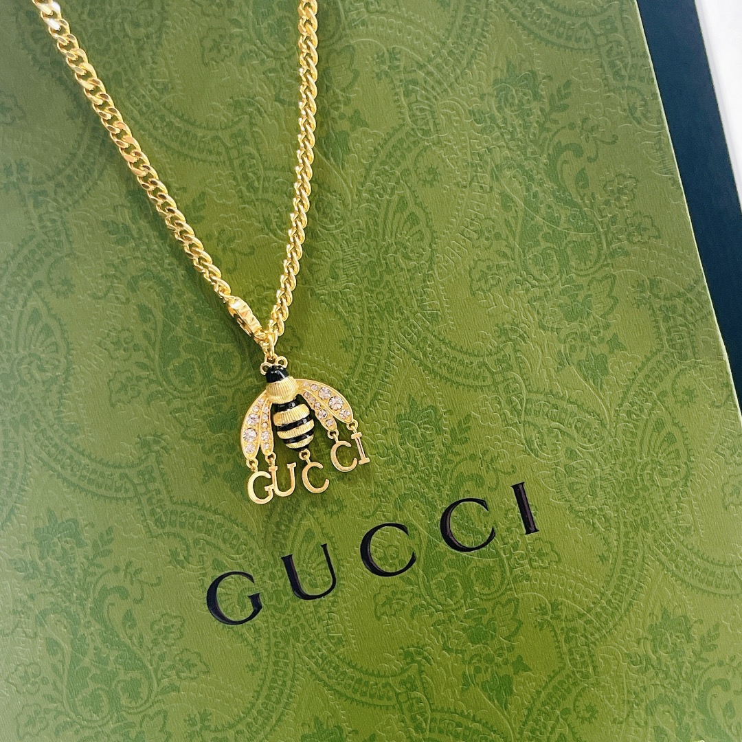 𝐆𝐮𝐜𝐜𝐢 necklace