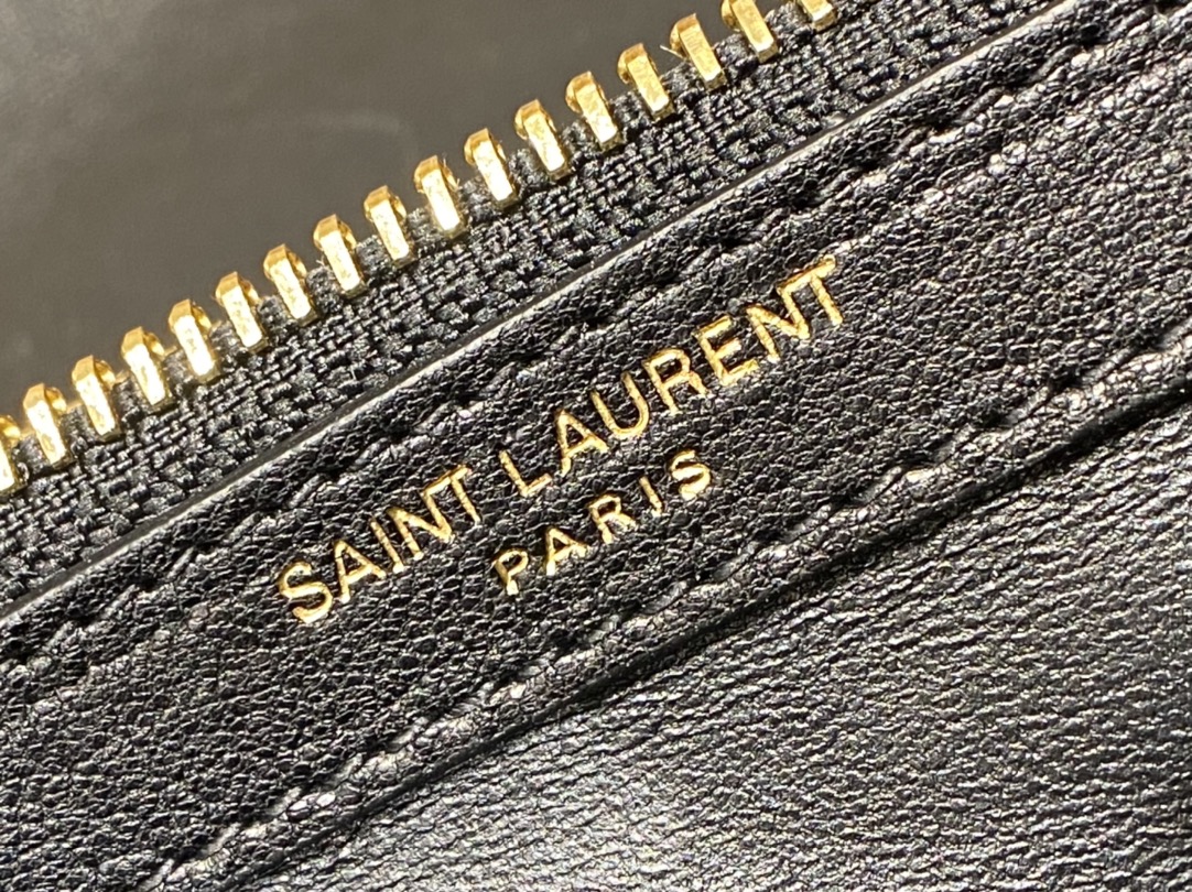 SAINT LAURENT 𝑴𝒐𝒏𝒐𝒈𝒓𝒂𝒎 𝒄𝒐𝒍𝒍𝒆𝒈𝒆 #428056 Original leather black gold.JD