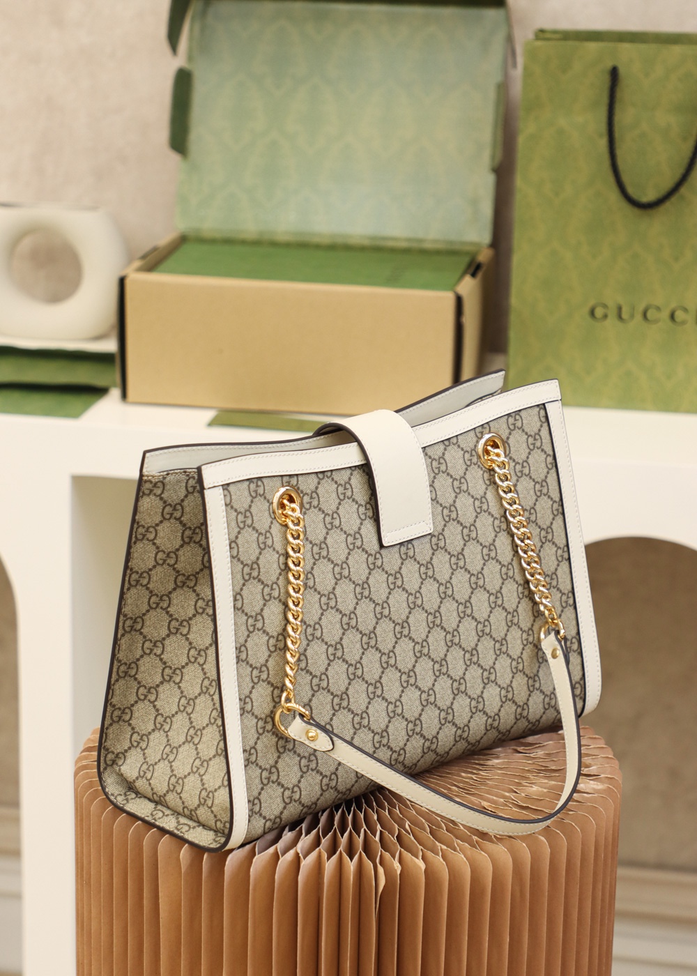 GUCCI 𝐏𝐚𝐝𝐥𝐨𝐜𝐤 series medium original leather #479197