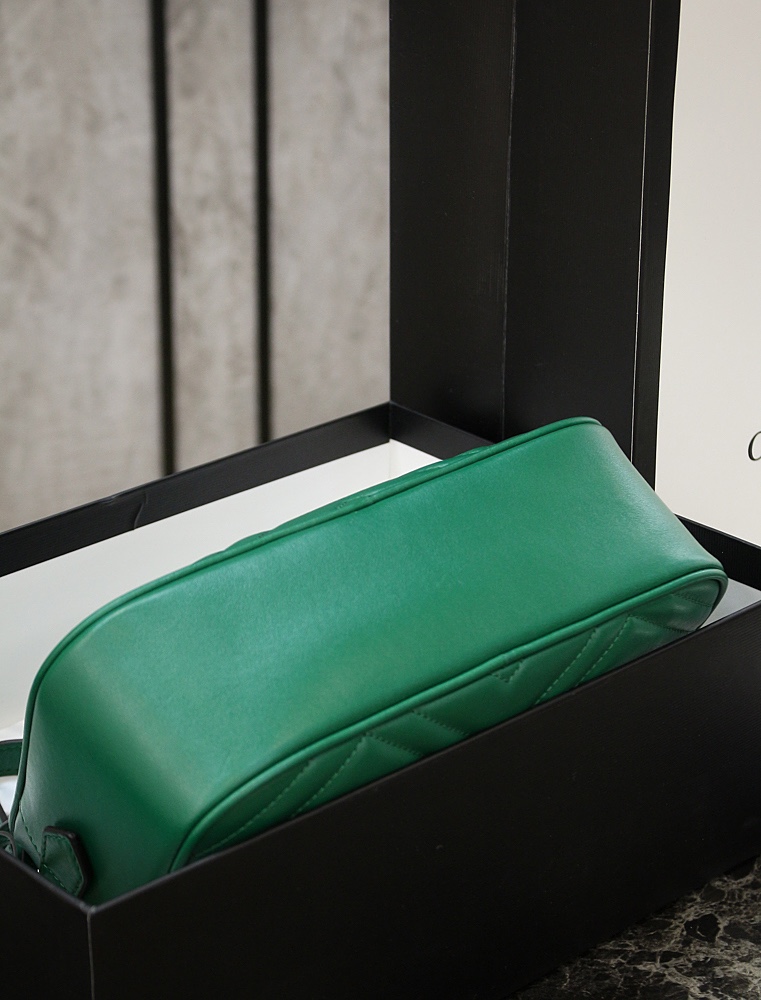 GUCCI 𝙈𝙖𝙧𝙢𝙤𝙣𝙩  #447632