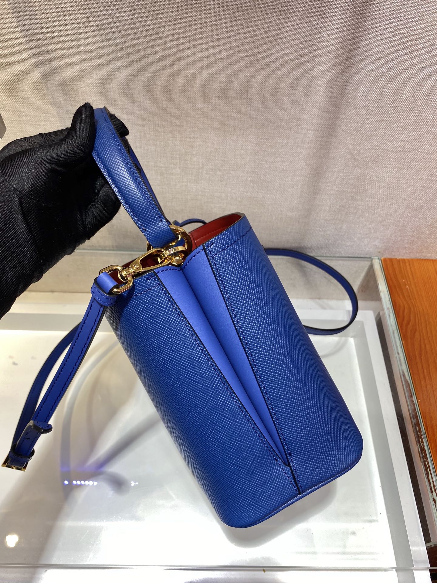 𝐏𝐑𝐀𝐃𝐀 1BA217 Mini