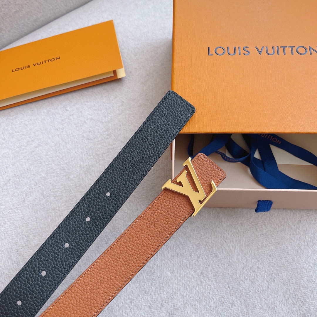 LOUIS VUITTO Parnassea Leather Goods Collection