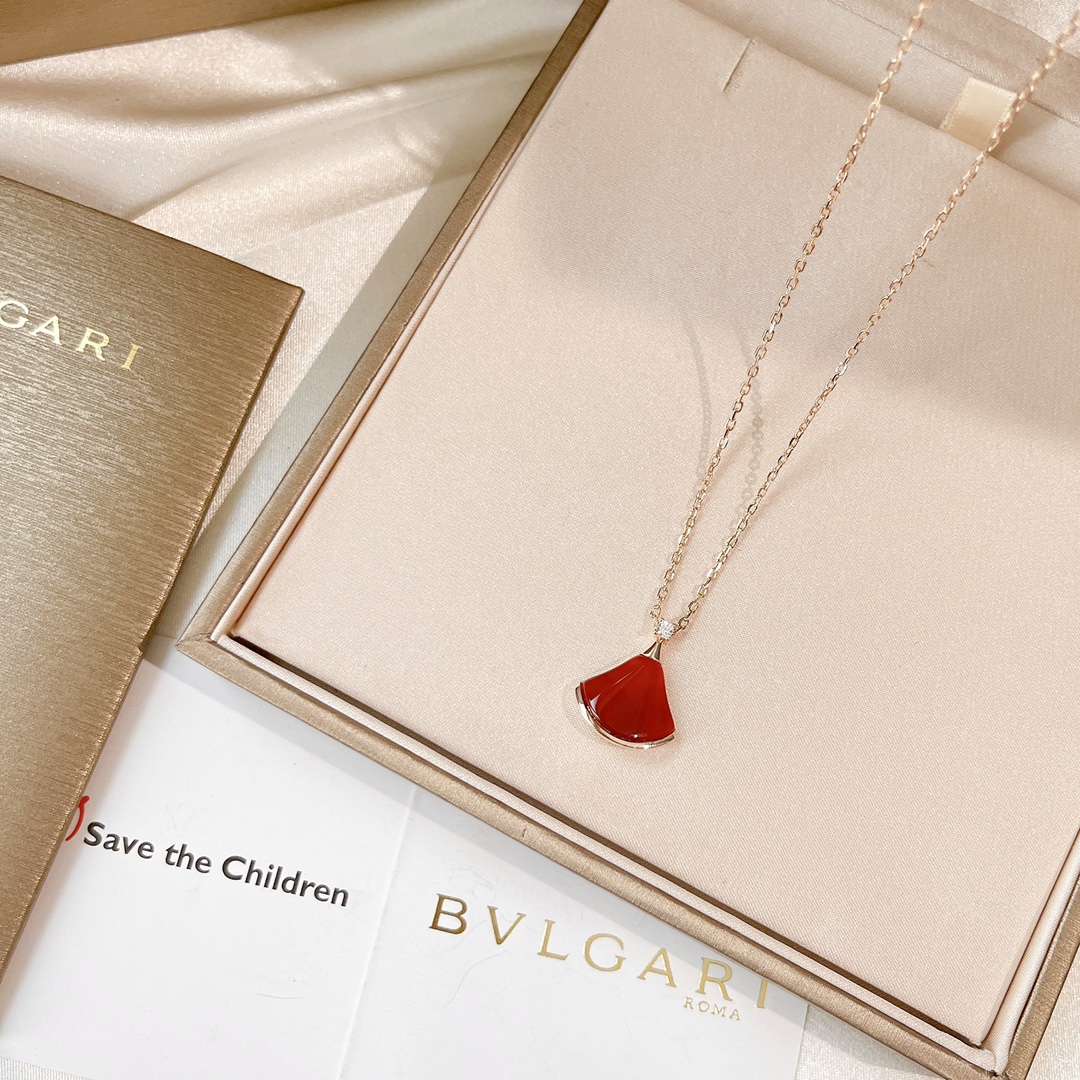 BVLGARI necklace