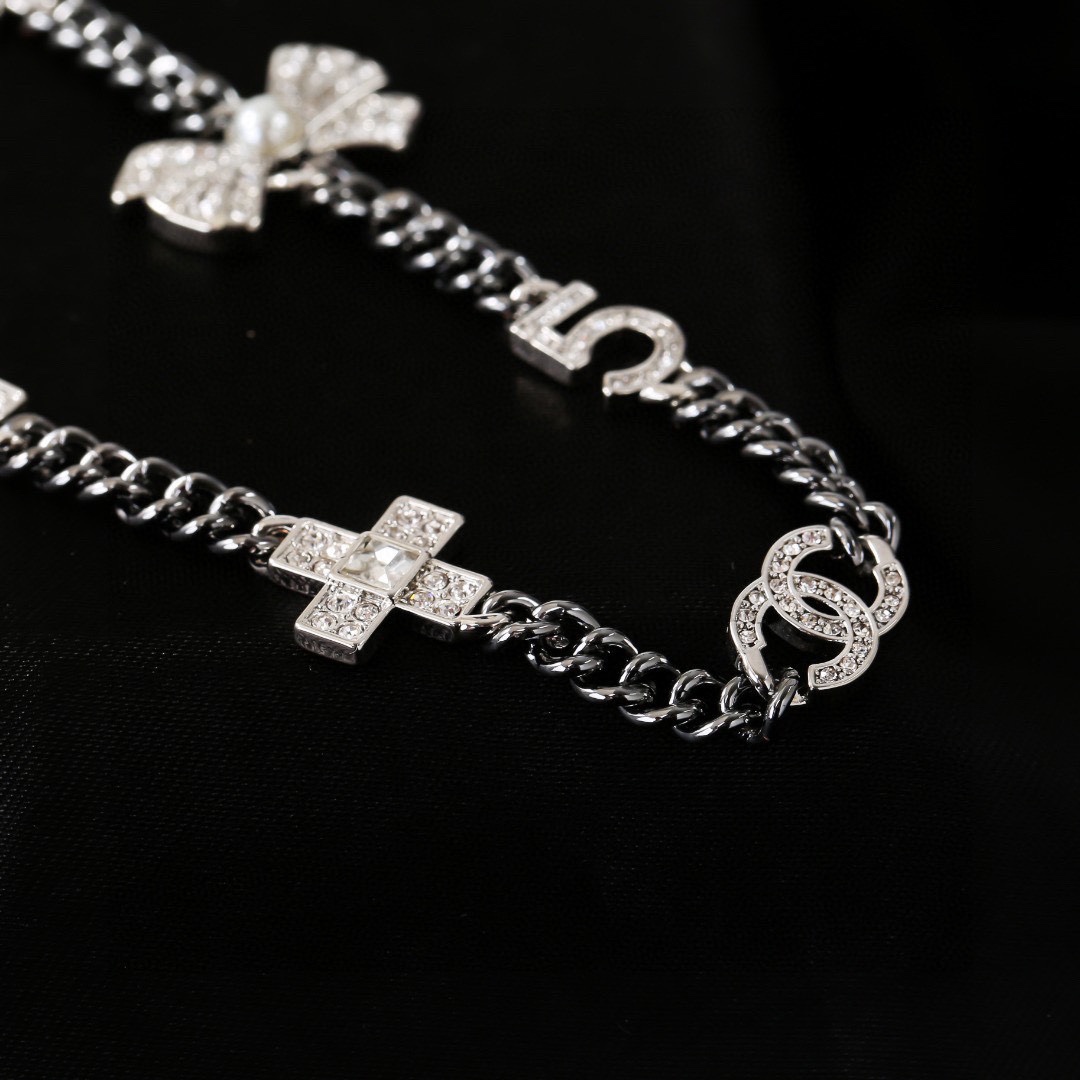 CHANEL🇫🇷Xiaoxiang new bow necklace