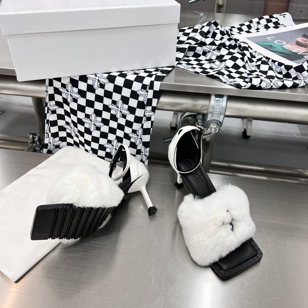 𝐒𝐌𝐅𝐊 ｜𝟐𝟎𝟐𝟐/𝐒𝐒 𝐧𝐞𝐰 SMFK 2022 Cross Flower First One Strap Thin Heel Cross Otter Rabbit Fur Sandals