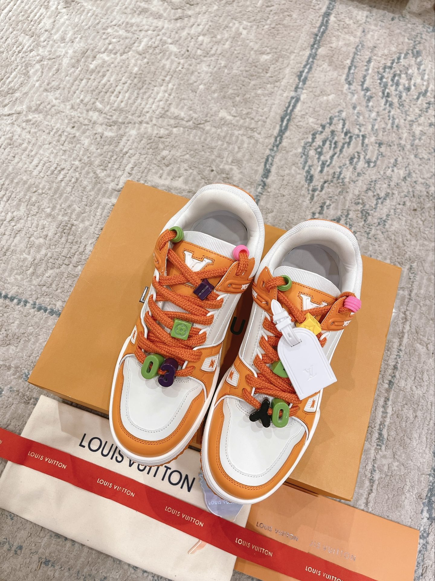 Louis Vuitton couple models DIY buckle sneakers sneakers