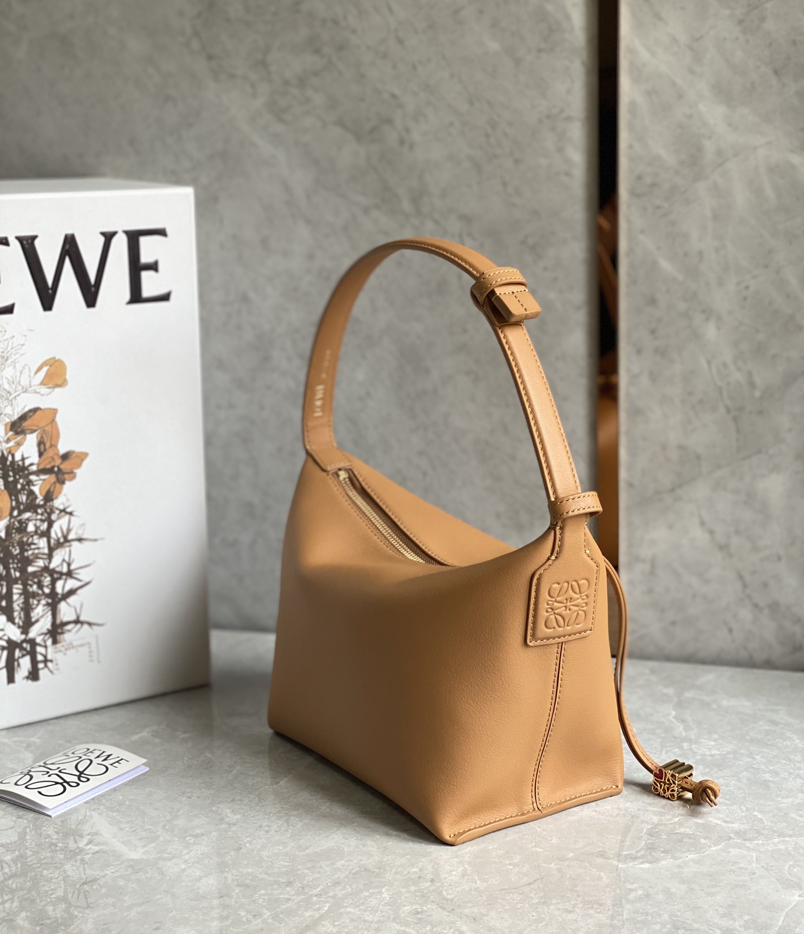 LOEWE cubi full leather lunch box bag