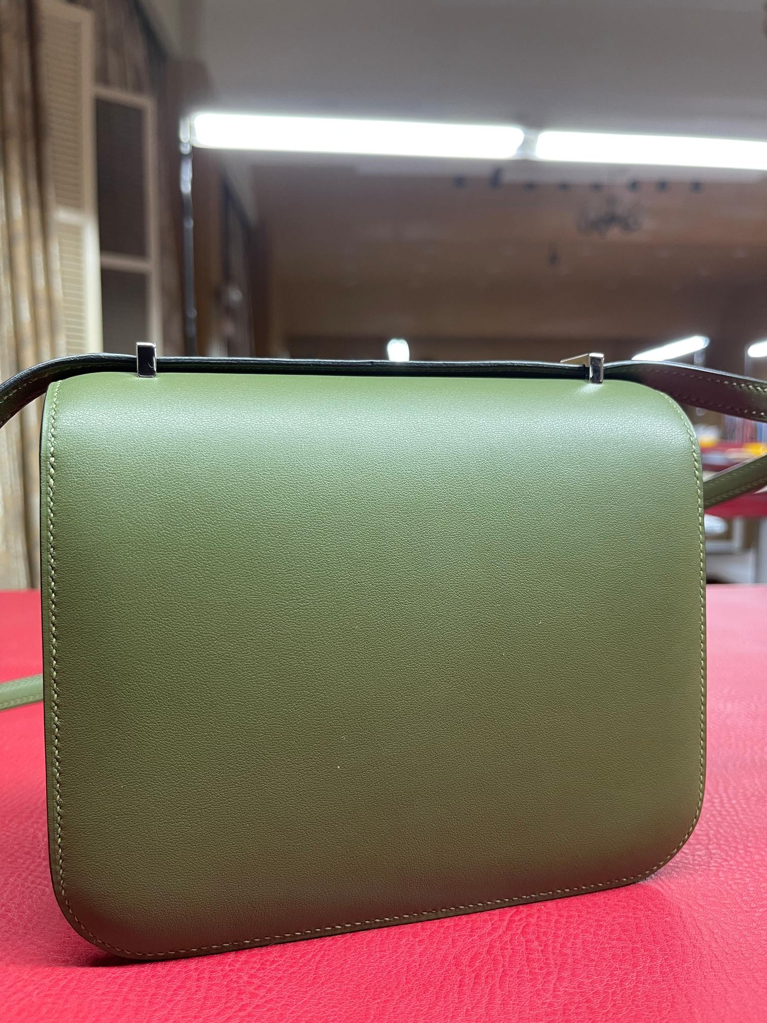 Kangkang 19 jungle green swift leather silver buckle