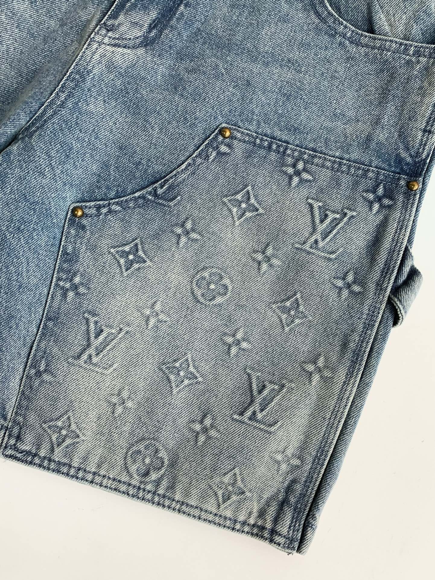 LOUIS VUITTON Jean shorts