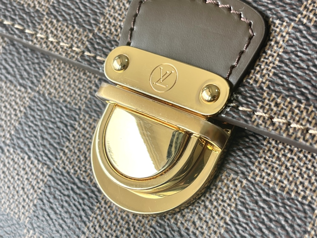 𝐋𝐎𝐔𝐈𝐒 𝐕𝐔𝐈𝐓𝐓𝐎𝐍   N60006