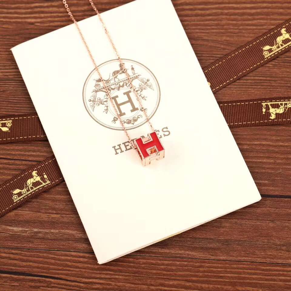 Hermes necklace