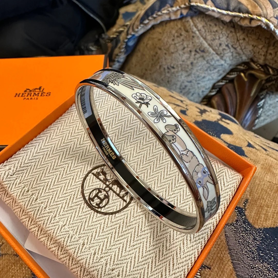 Hermes bracelet