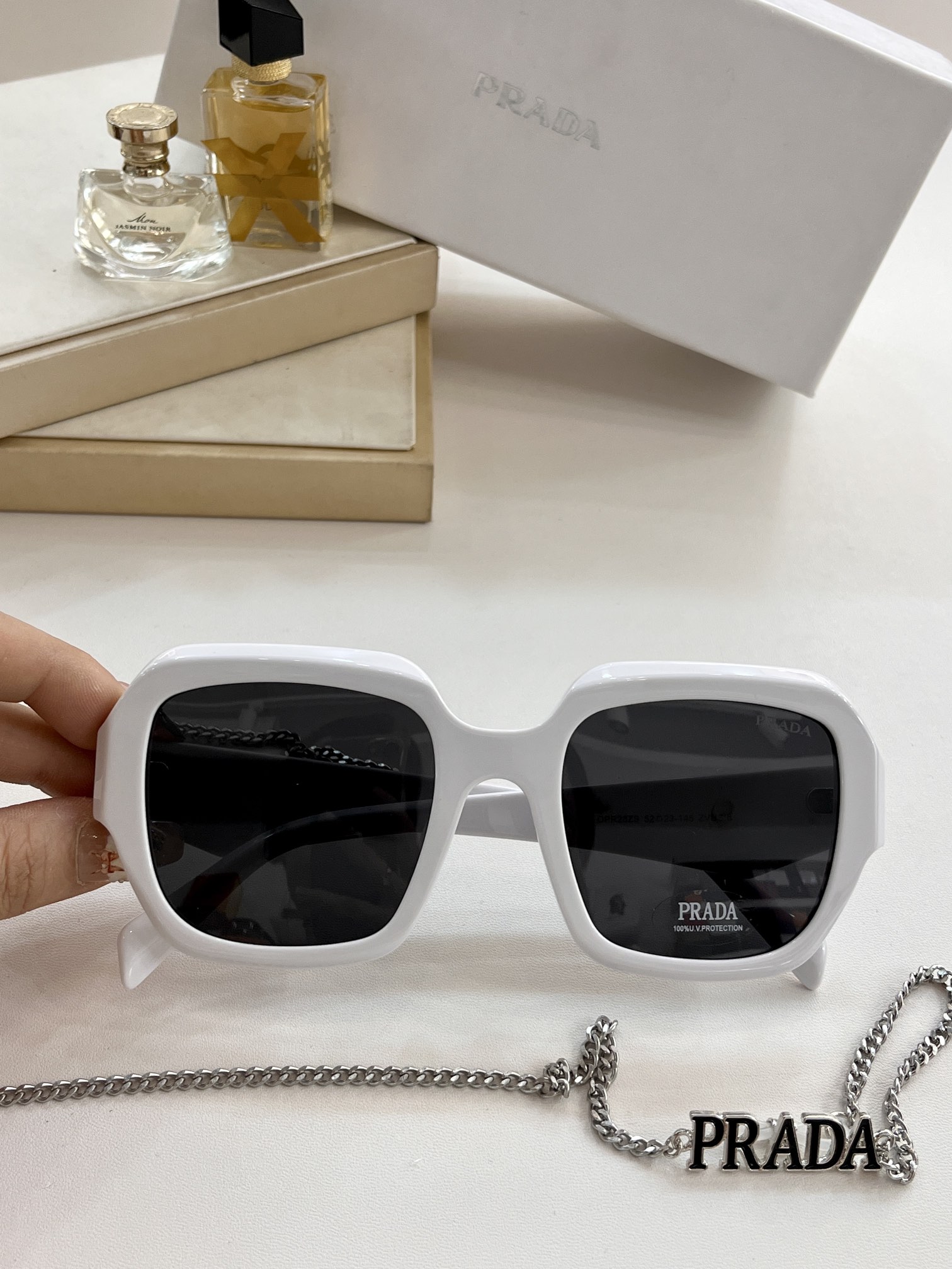 PRADA MODEL:OPR28ZS