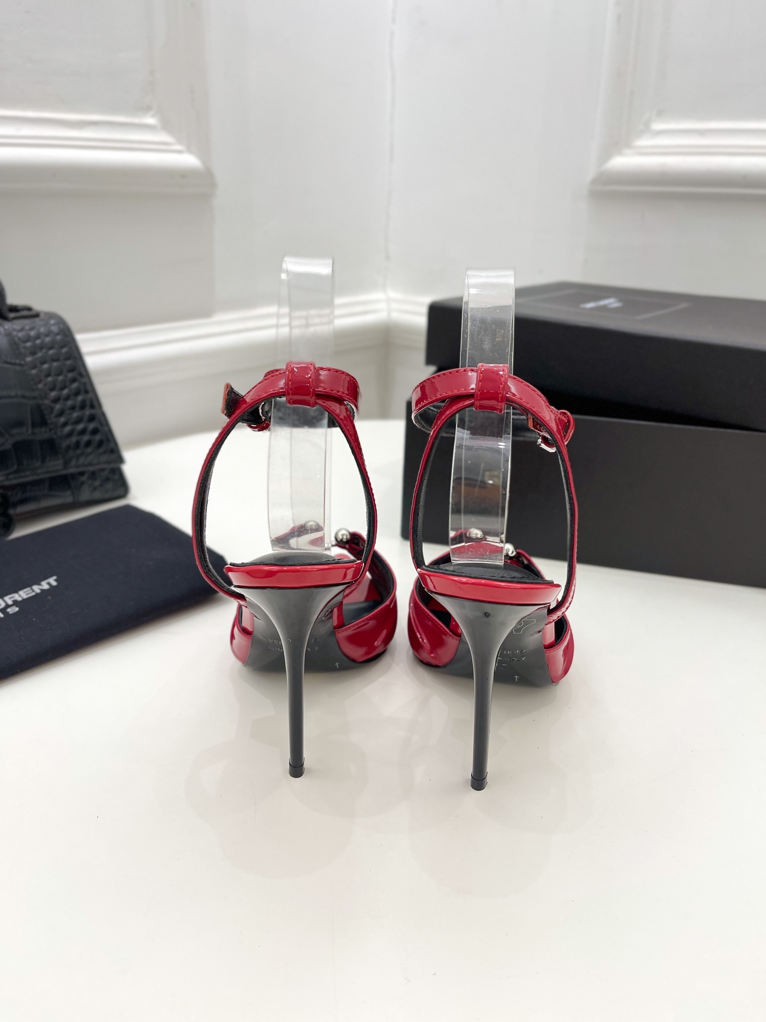 𝙎𝙖𝙞𝙣𝙩 𝙇𝙖𝙪𝙧𝙚𝙣𝙩 | 𝟐𝟎𝟐𝟏/𝐒𝐒 𝐧𝐞𝐰 YSL｜Roland 2022/fw early spring new baked high heels