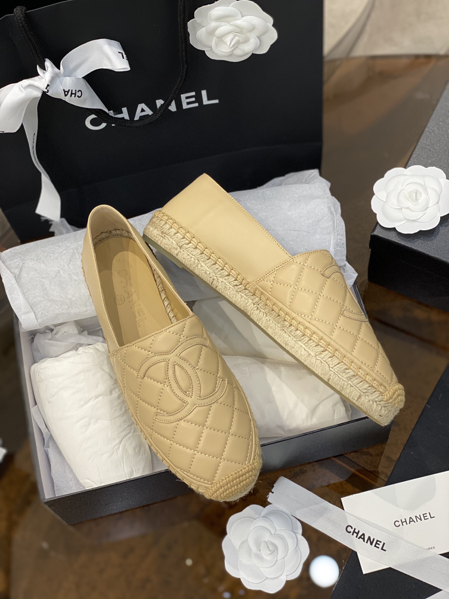 CHANEL fisherman shoes Chanel classic version of the original injection of rubber translucent rubber original color hemp sole