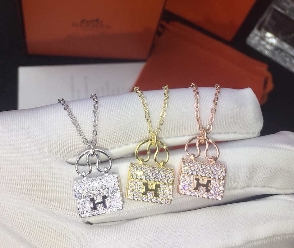 Hermes necklace