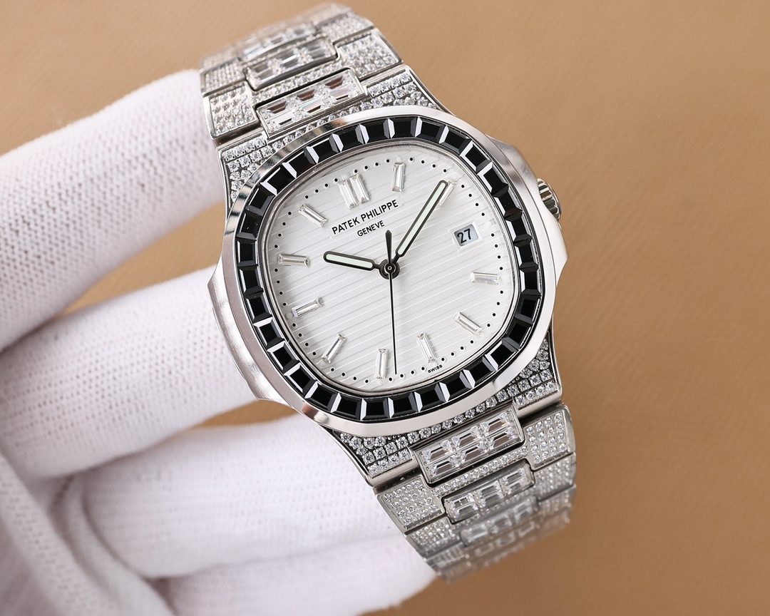 Patek Philippe Platinum Nautilus Watches