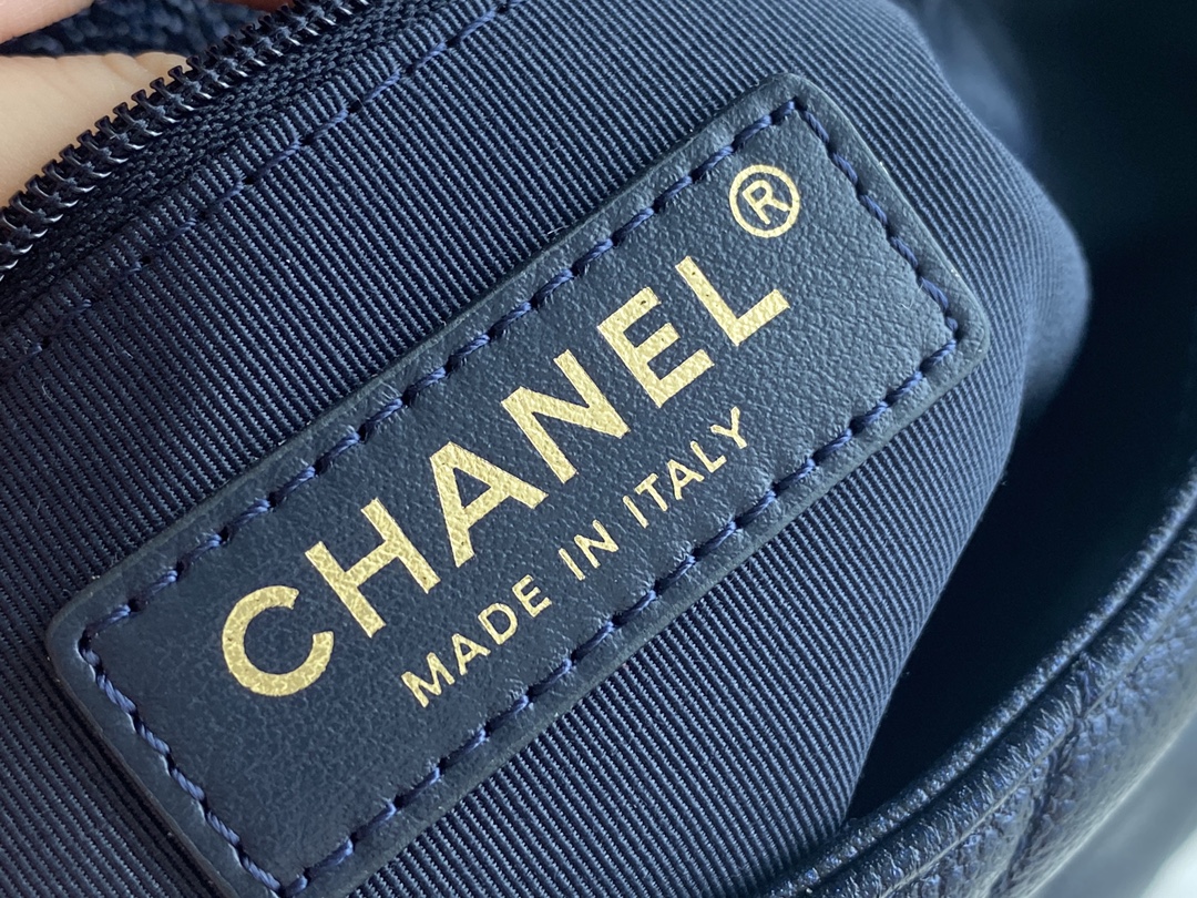 𝗖𝗛𝗔𝗡𝗘𝗟✦𝗖𝗹𝗮𝘀𝘀𝗶𝗰 𝗙𝗹𝗮𝗽 21/22 Fall/Winter New Arrival Bullet Case Square Fatty Pearlescent Black Blue