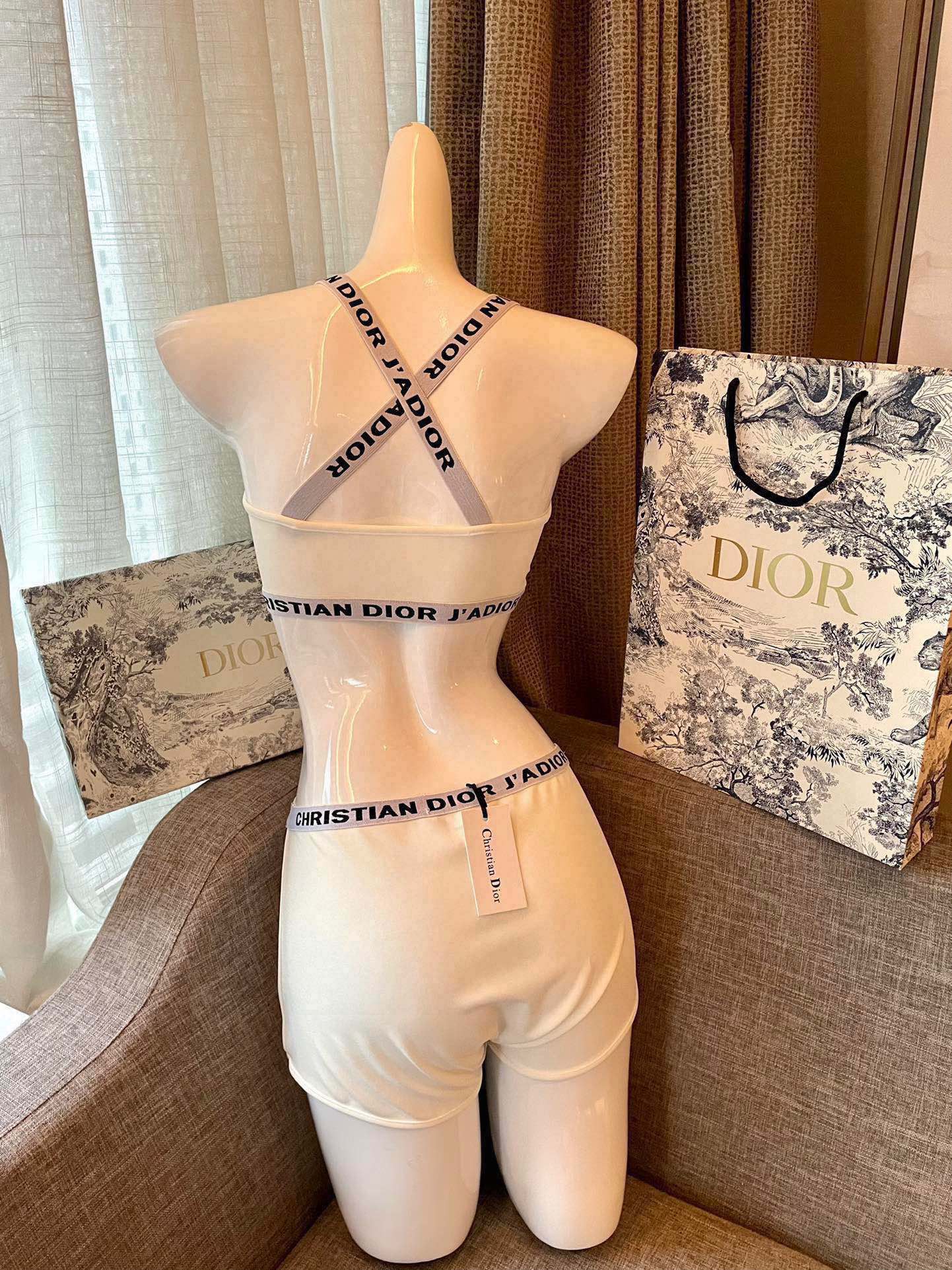 Dior new split swimsuit