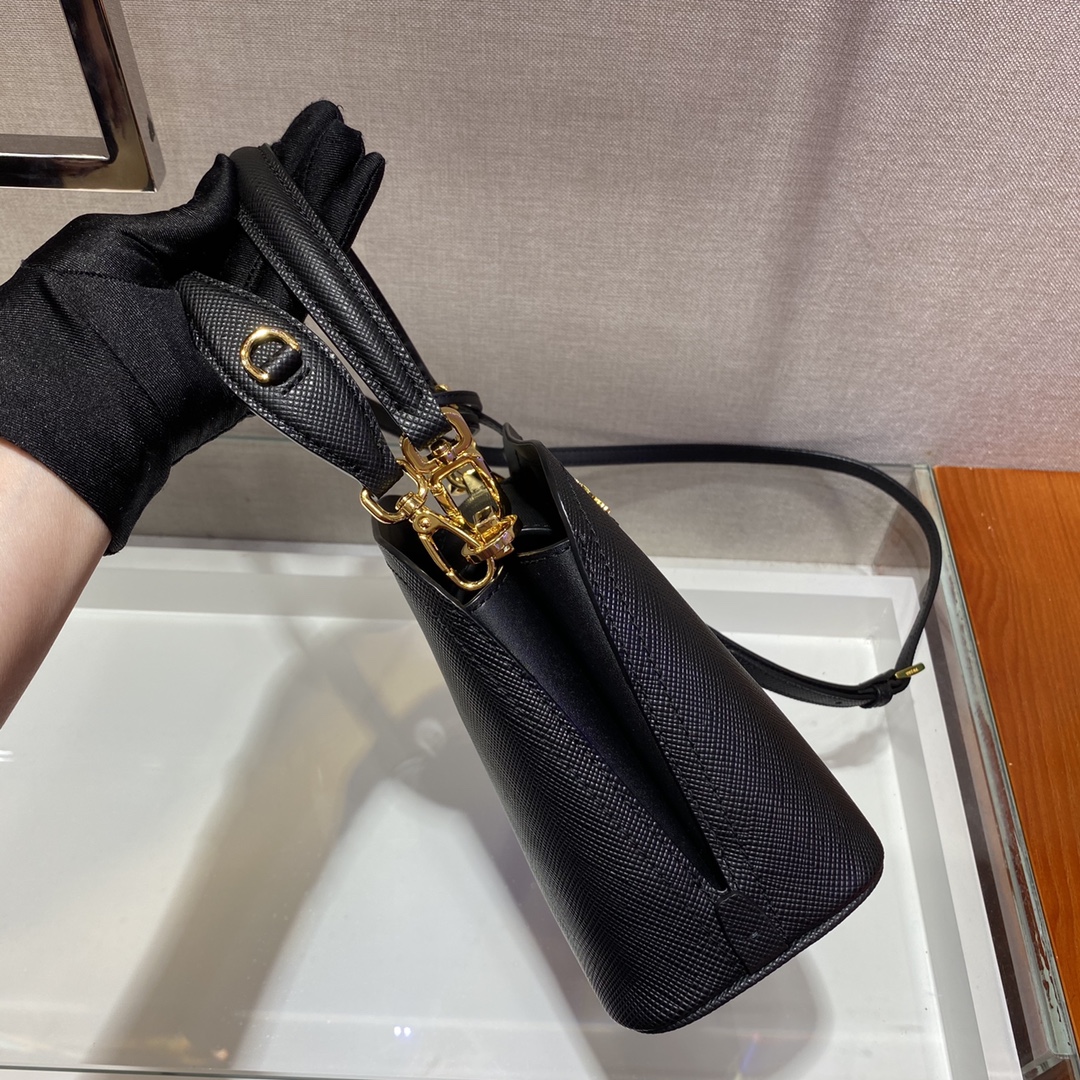 𝐏𝐑𝐀𝐃𝐀 Mini No. 1BA286