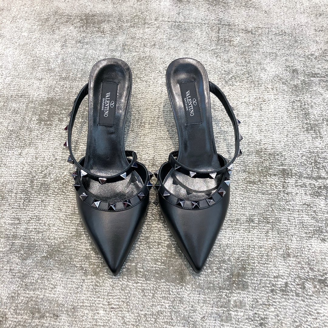 Valentino VT Collection One strap slant heel tow 6.5CM Black