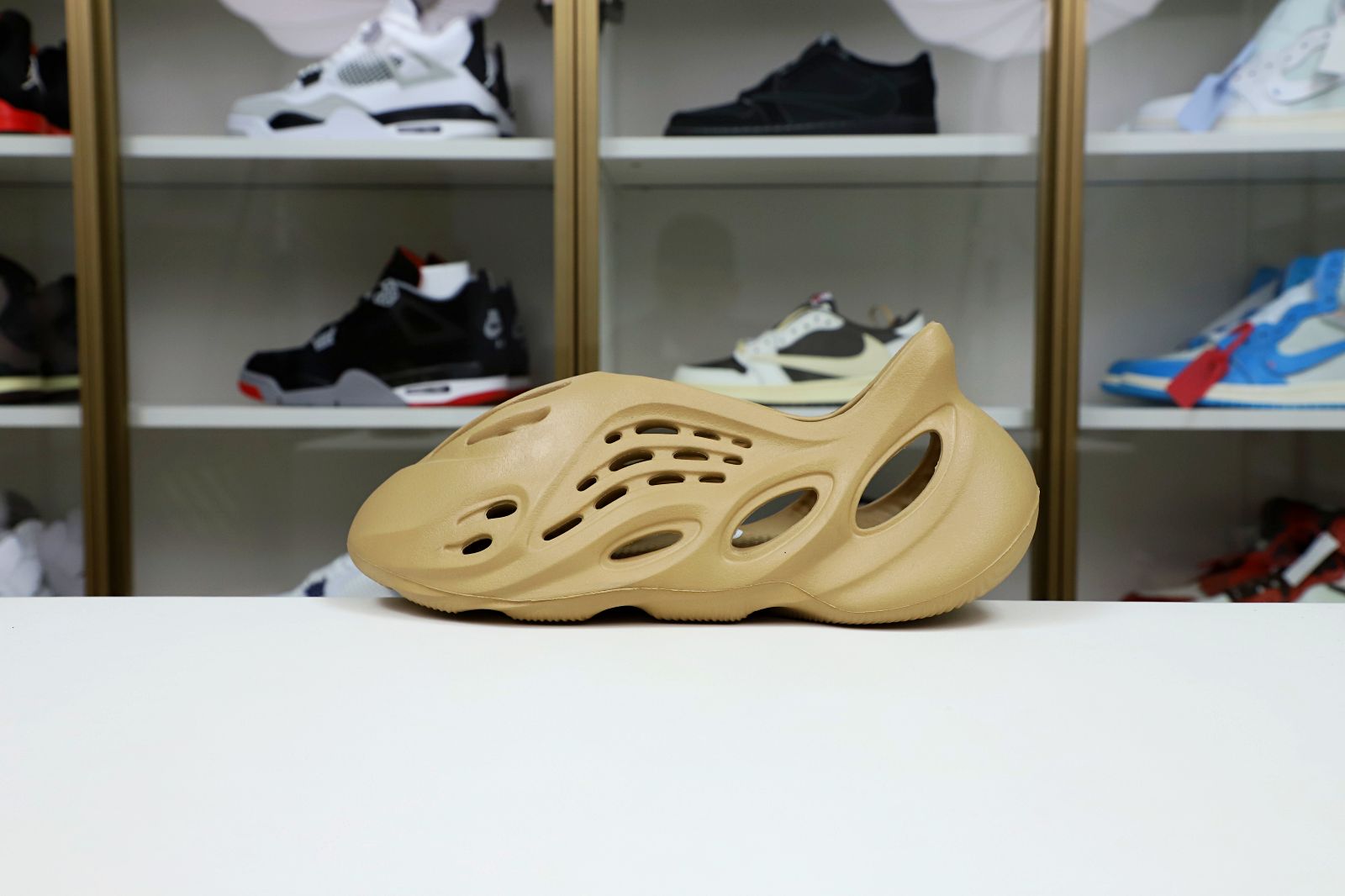 YEEZY FOAM RUNNER OCHRE