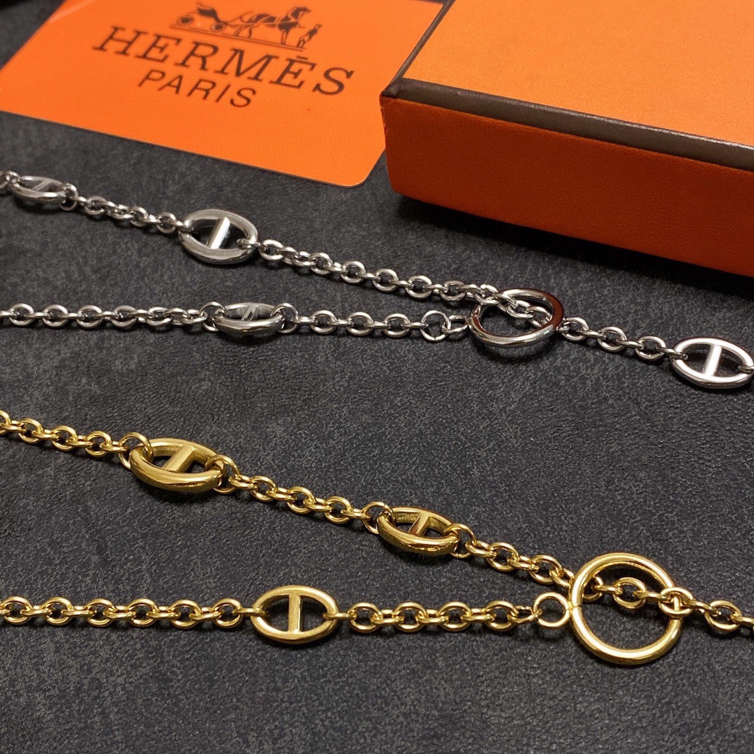Hermes necklace