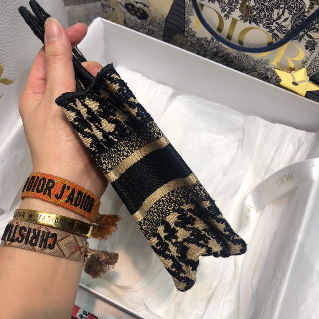 Mini Book tote the latest thousand birds check