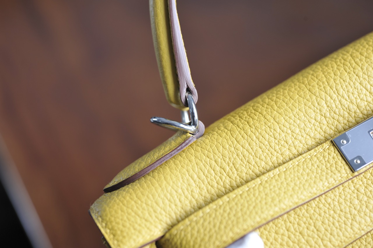 Kelly 28 Inseam Amber Yellow Silver Buckle TOGO Leather