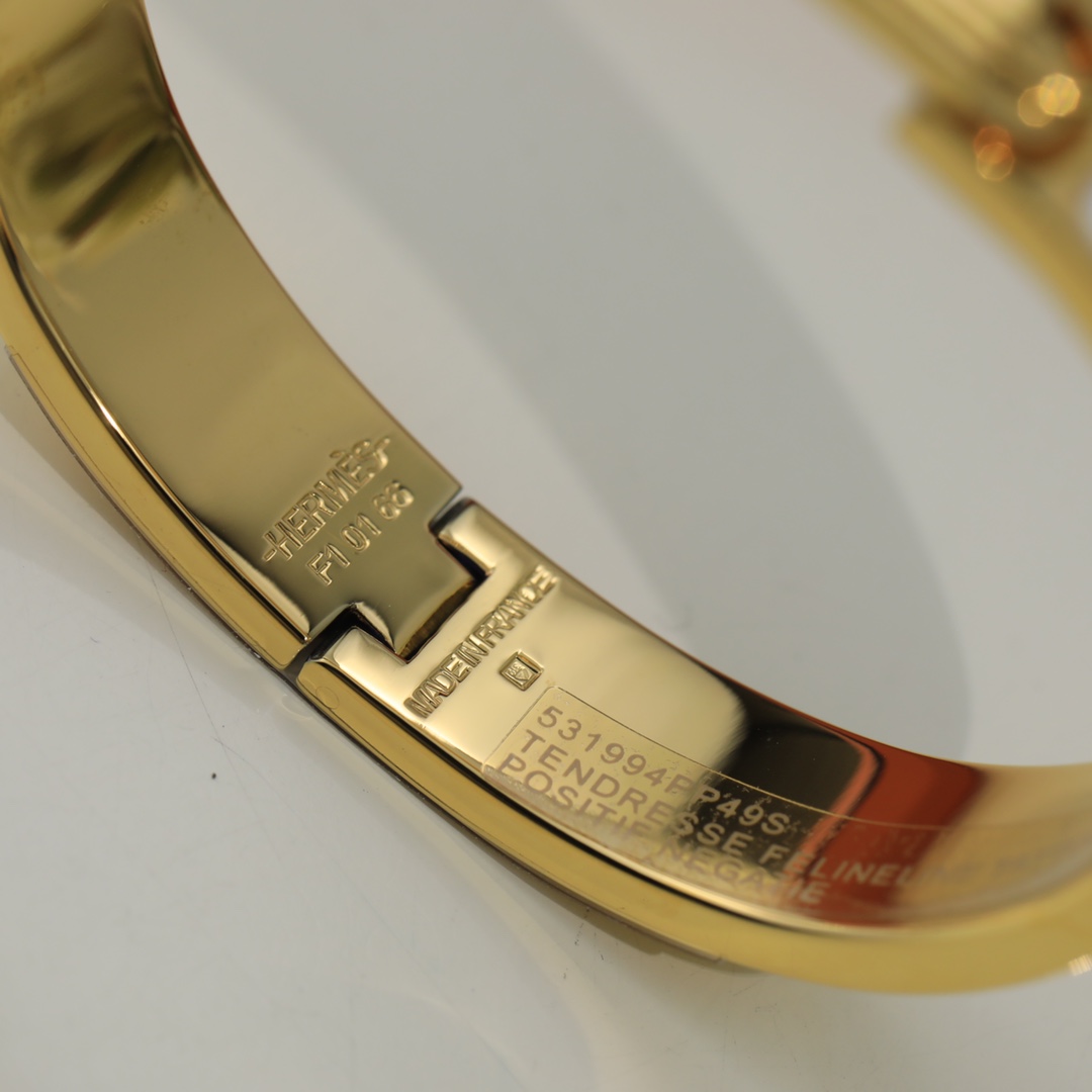 Hermes bracelet