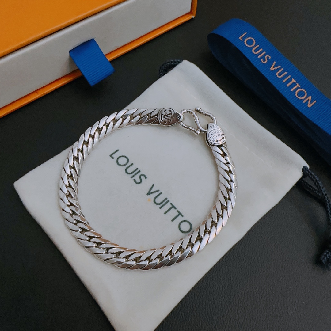 Louis Vuitton vintage silver bracelet couple's version 22cm20cm18cm changeable length