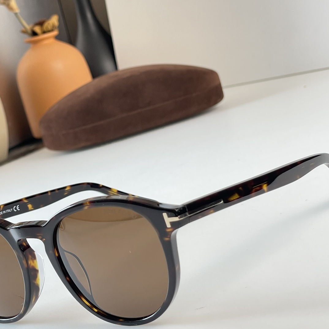 TOM FORD⚜️⚜️⚜️MODEL：TF 834