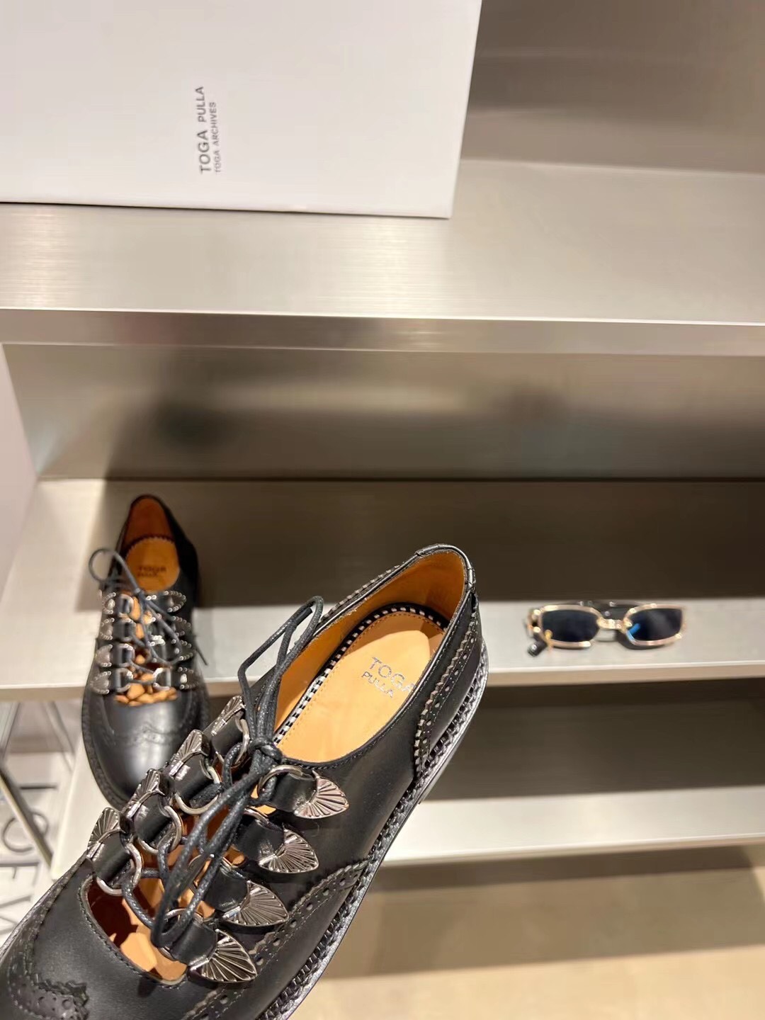 𝐓𝐨𝐠𝐚 𝐏𝐮𝐥𝐥𝐚 ｜𝟐𝟎𝟐𝟐/𝐒𝐒 𝐧𝐞𝐰 Exclusive new toga 2022/aw cutout Mary Jane