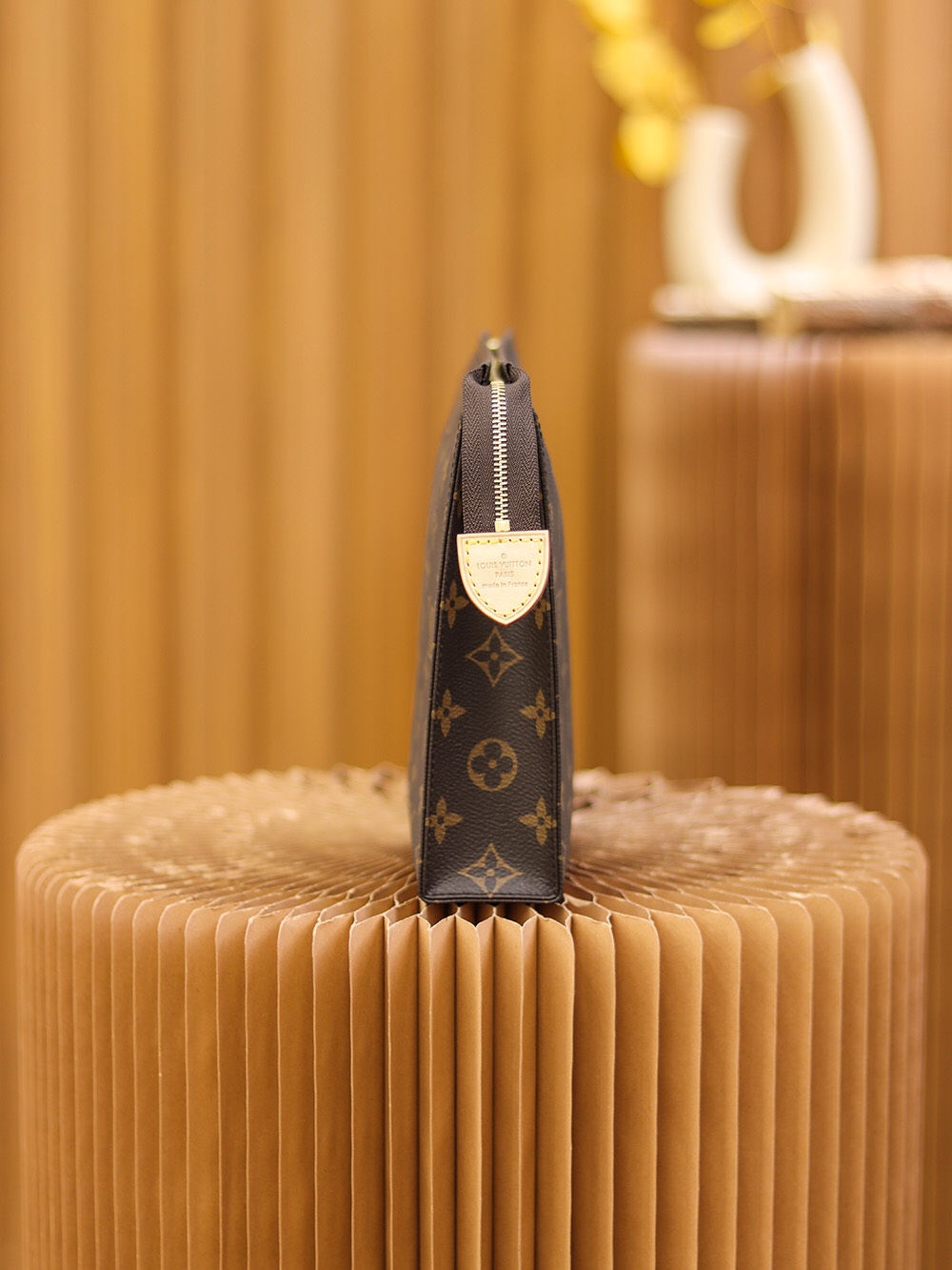 Louis Vuitton ➋➏ toiletry bag 𝙈47542