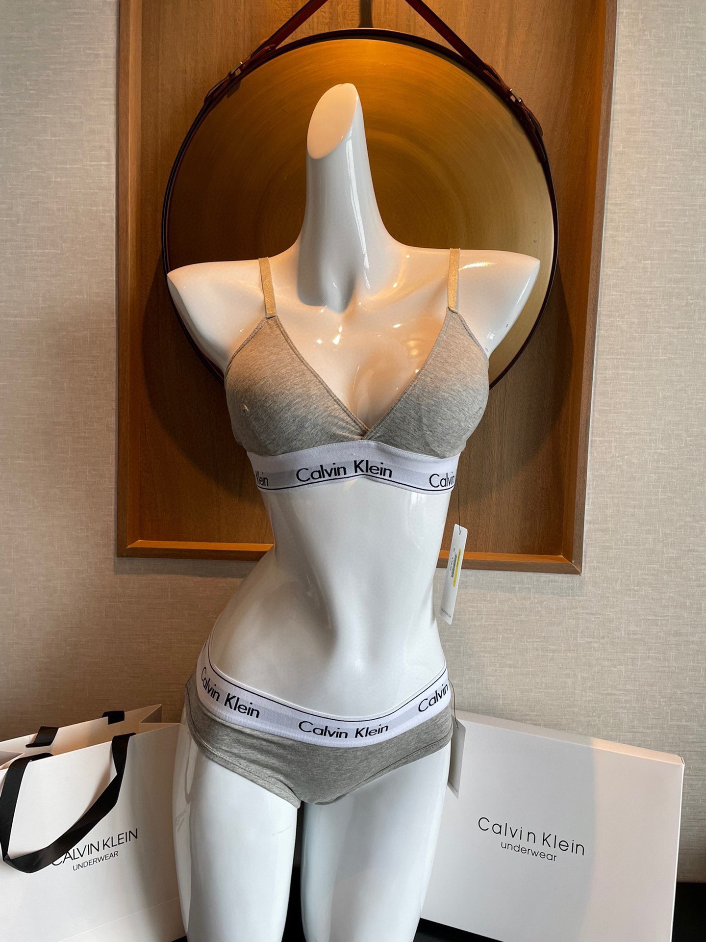 Ck Underwear Women Steelless Triangle Cup with Bra Pads Sexy Sports Bra Low Waist Ck Briefs Swimwear