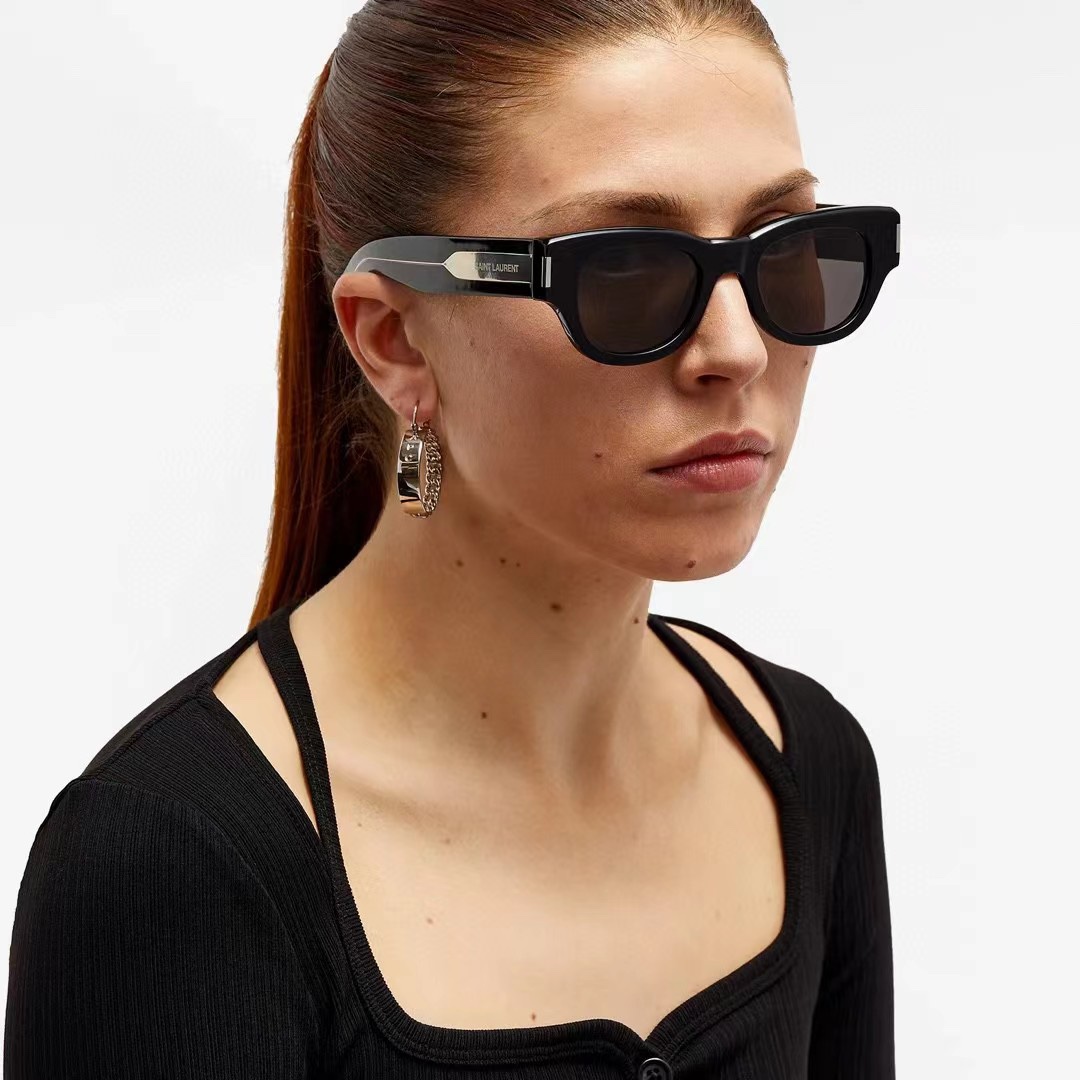 SAINT LAURENT💫💫💫MODEL：SL573