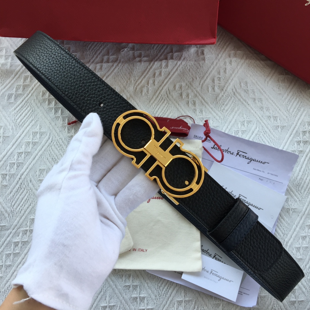 FERRAGAMO Gancini belt made of natural grain cowhide