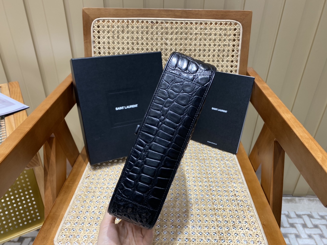 SAINT LAURENT Model: 657228 original leather with stone pattern.JD