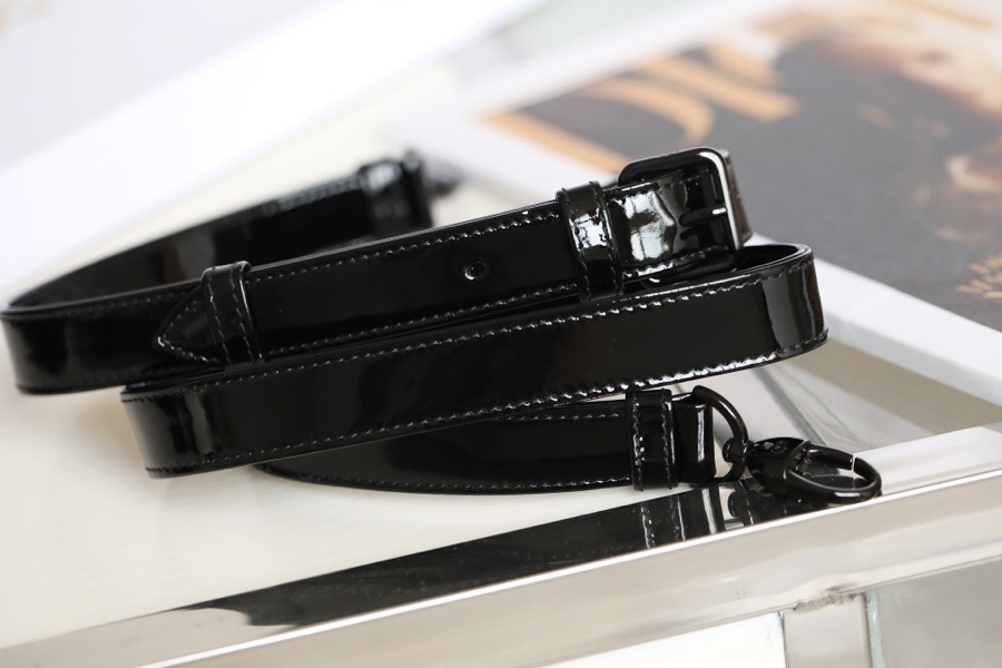 LADY four compartments black glossy patent leather rattan check ▪️DR-091