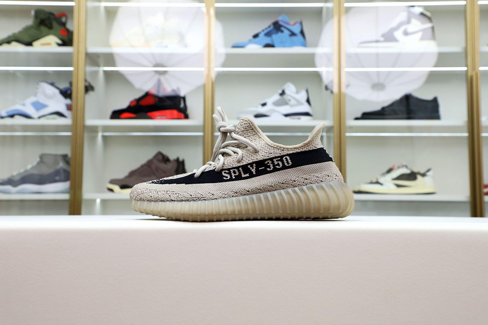 Yeezy boost 350 v2 slate