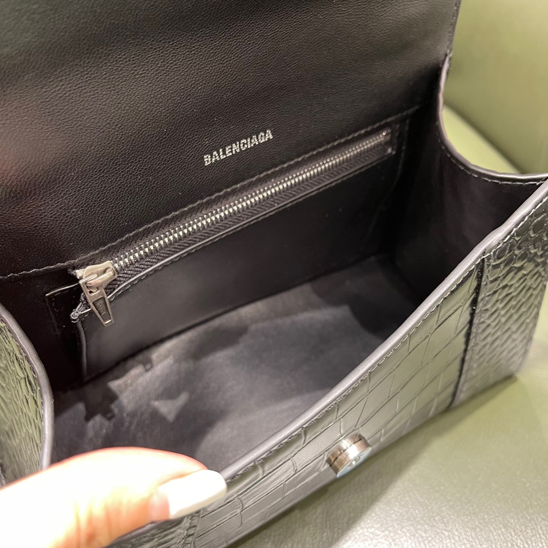 BALENCIAGA 𝐇𝐨𝐮𝐫𝐠𝐥𝐚𝐬𝐬𝐬 𝐒 crocodile-textured cowhide