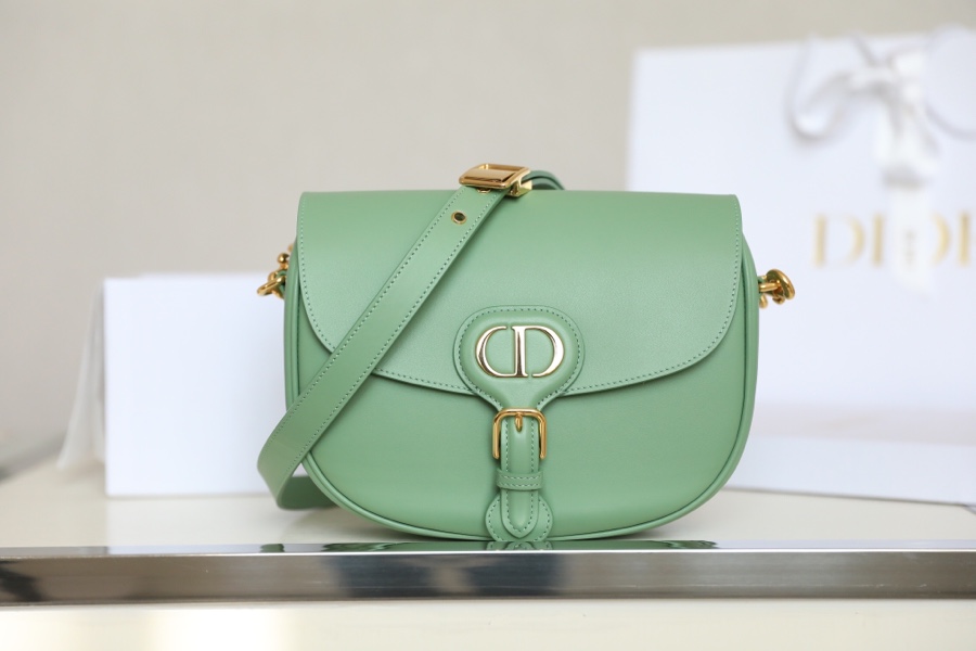 New Mint Green ‼️ Medium 𝙙𝙞𝙤𝙧 𝙗𝙤𝙗𝙗𝙗𝙮