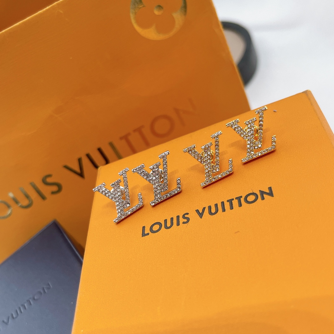 Louis Vuitton Spring/Summer LV monogram earrings in yellow gold and white gold